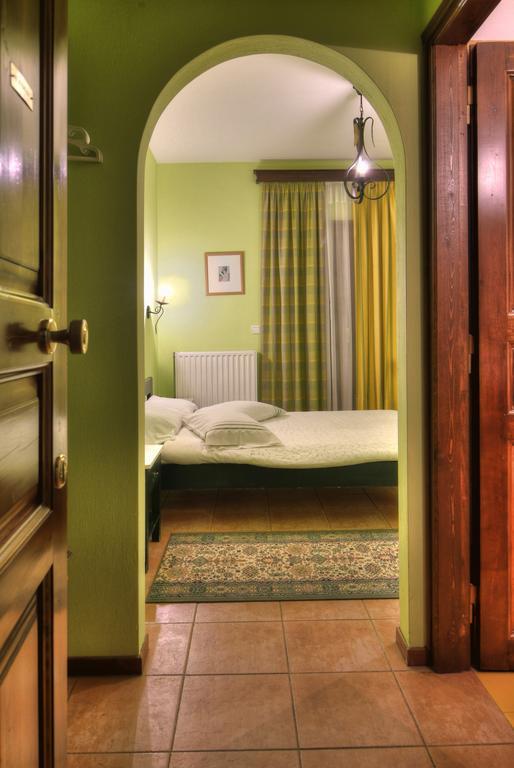 Nefeles Hotel Arachova Eksteriør billede